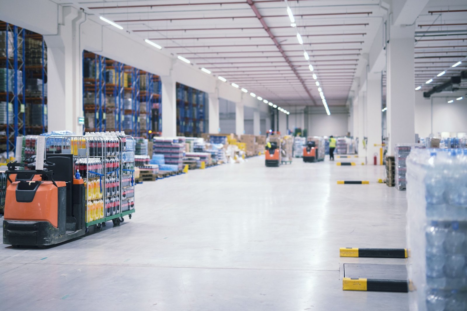 Floorcem PUC912: Polyurethane hybrid flooring